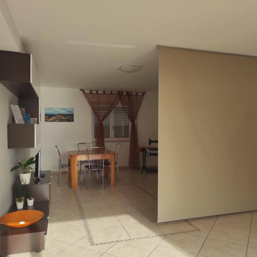 Terrazza Zefiro Casa Vacanze มาเตรา ภายนอก รูปภาพ