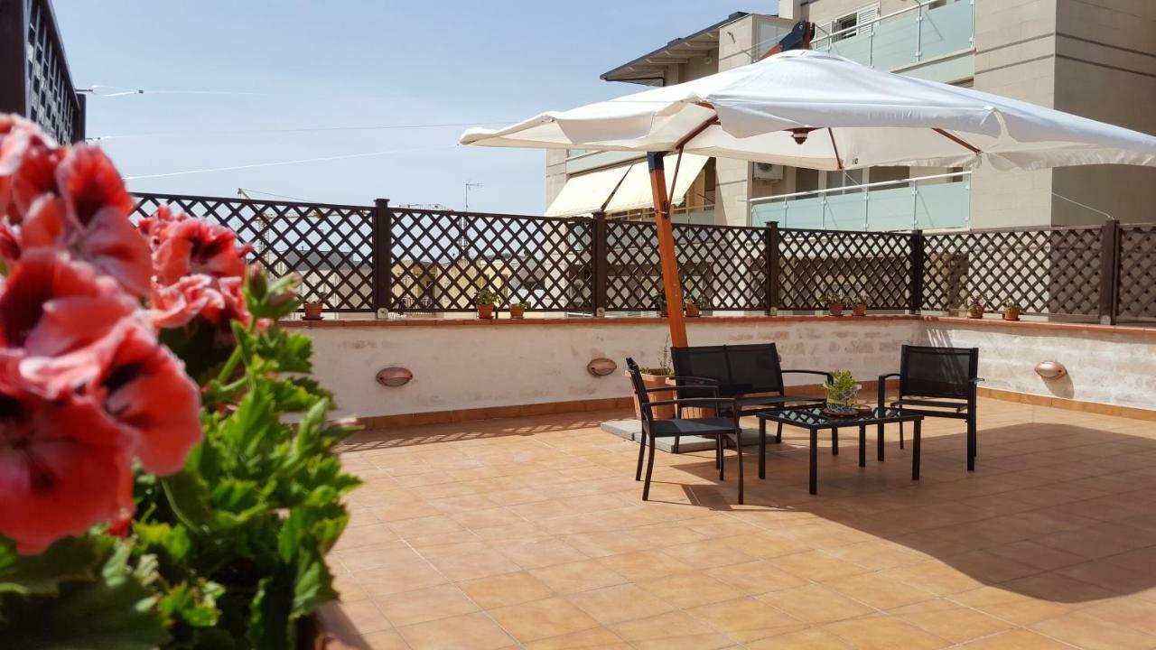 Terrazza Zefiro Casa Vacanze มาเตรา ภายนอก รูปภาพ